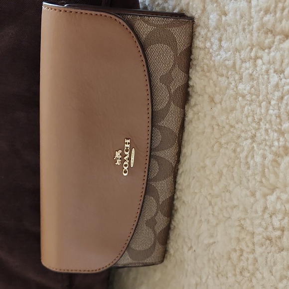 Coach Long Brown Leather Signature Continental Wallet 🤎 - Picture 2 of 16